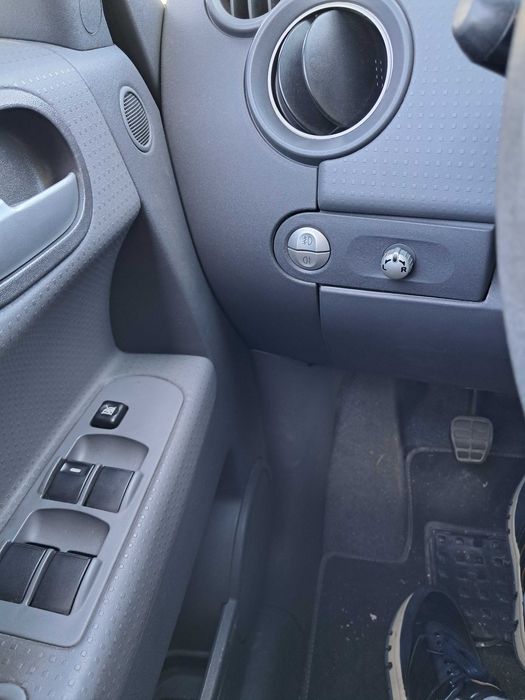 Mitsubishi Colt 2005