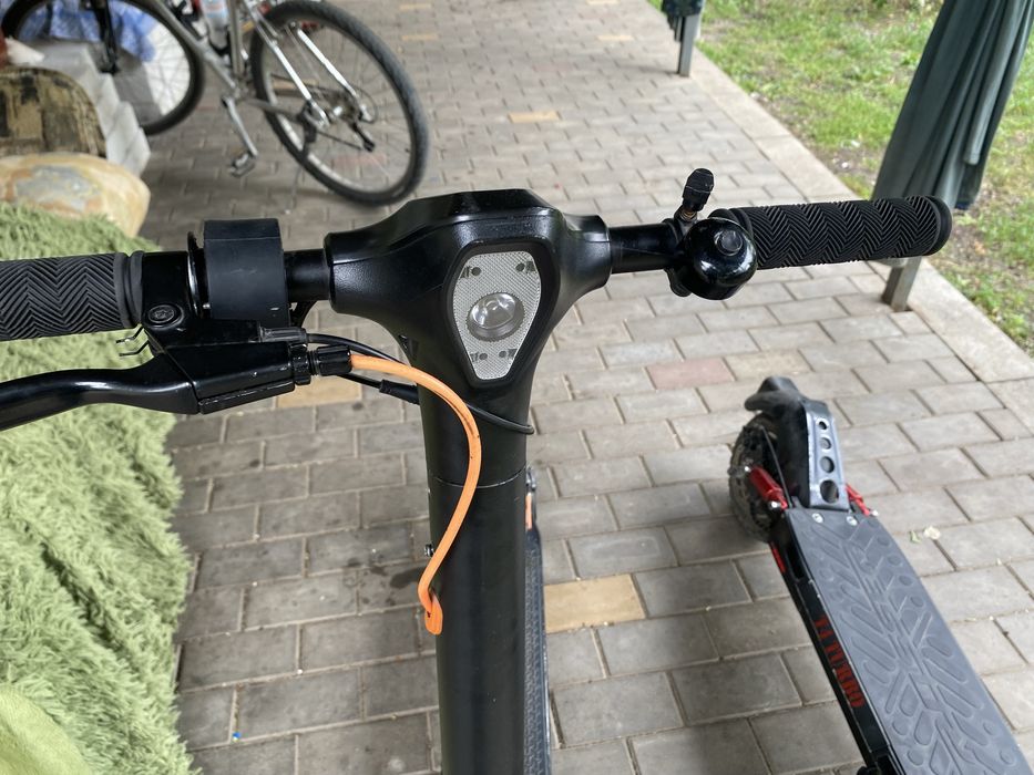 Продам електросамокати