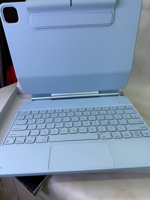 Чохол на  iPad 13 Rro