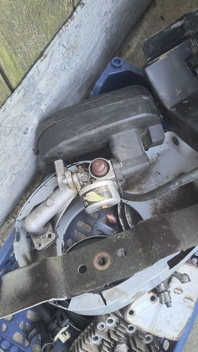 Запчастини до газонокосарки смі