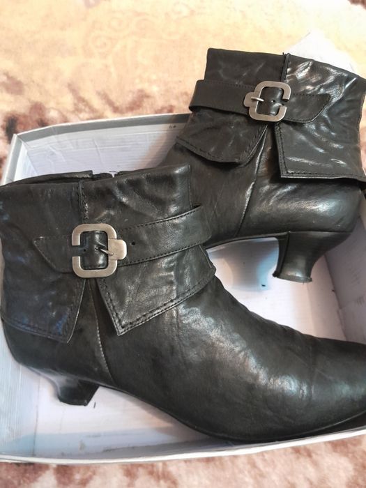 Осінн жін ботинки 43р