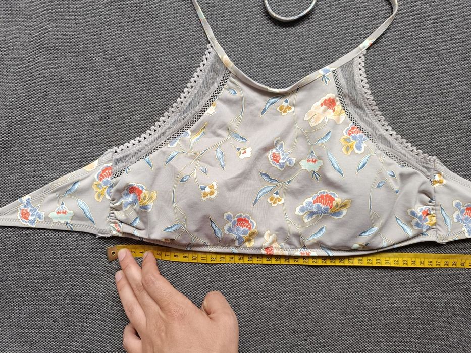 H&M r. 40 / L Top / góra od bikini / stroju kąpielowego