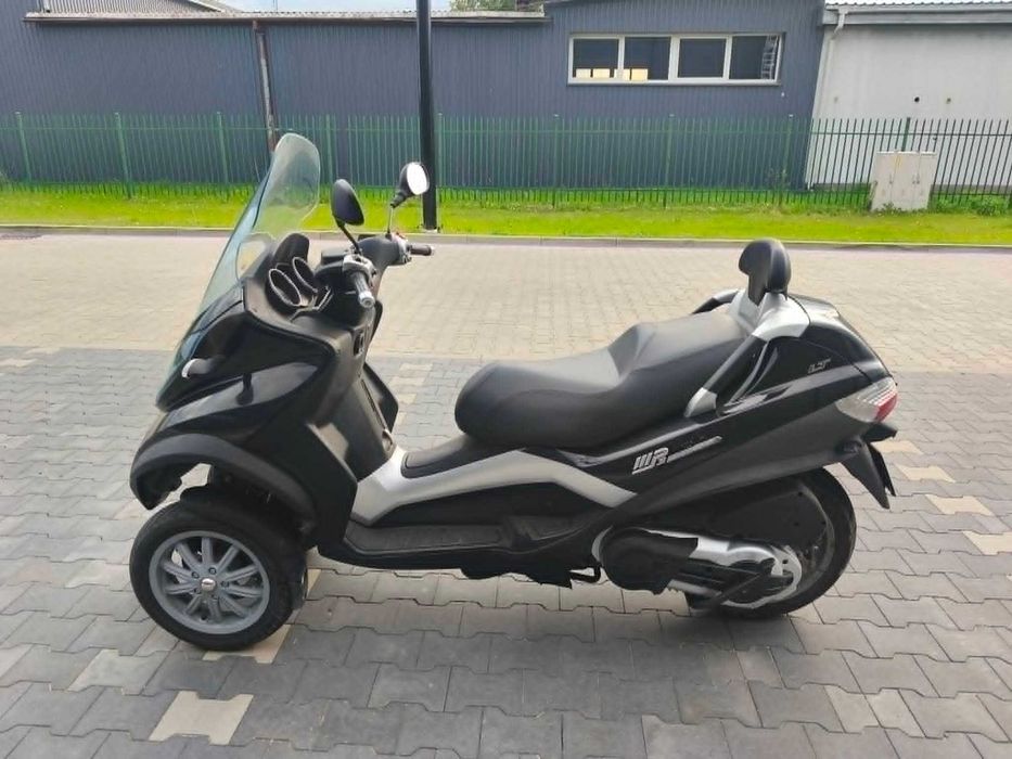 PIAGGIO MP-3 / 399 cm3 / 2009 r. / przebieg: 28.500 km / SUWAŁKI / na kat. B