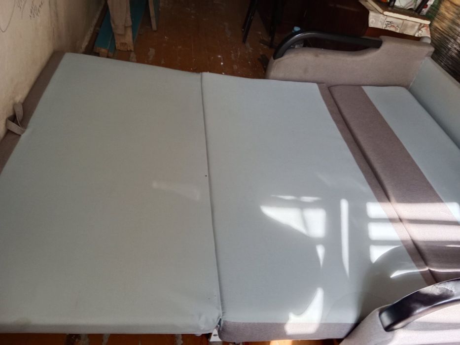 Продам диван, новый