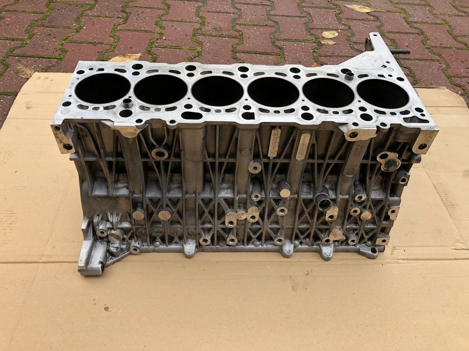 BLOK SILNIKA 306D3 BMW E90 E60 3.0D M57N2