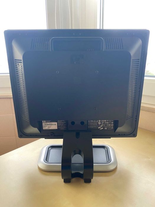 HP L1710 17'' Monitor64564250476675122