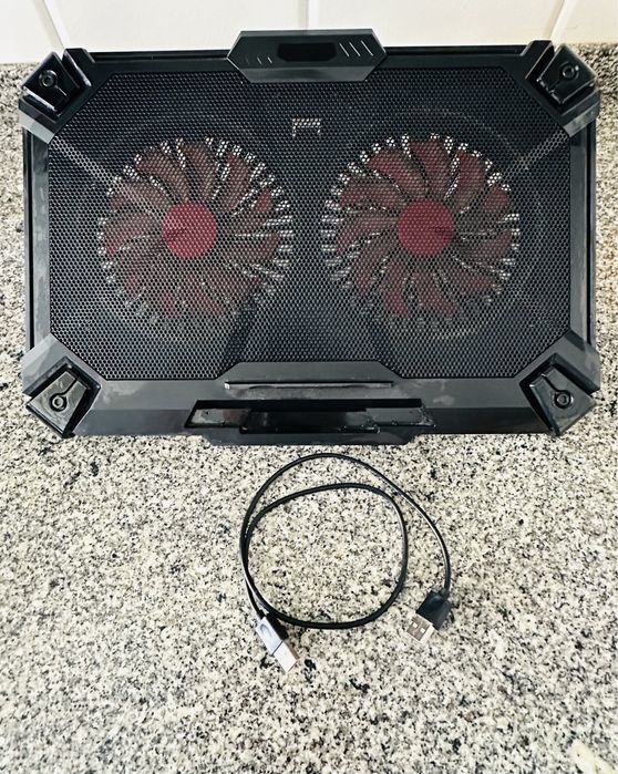 Laptop Cooling Stand with Fans and LEDs – World of Gamer64298108547203120