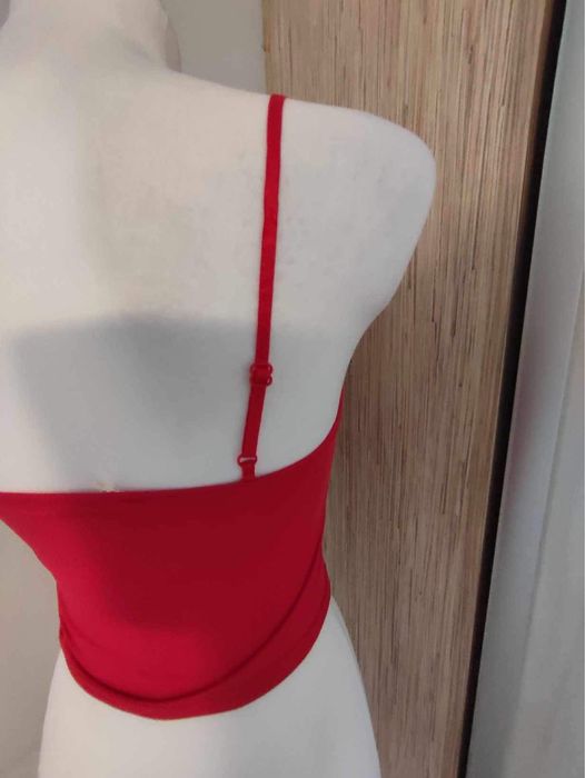 Top damski czerwony usztywniane miseczki  S/M