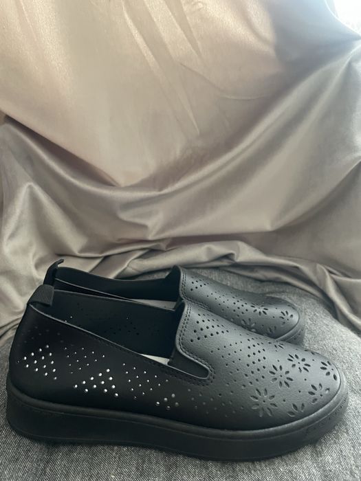 Nowe czarne maselkowe buty rozm.36
