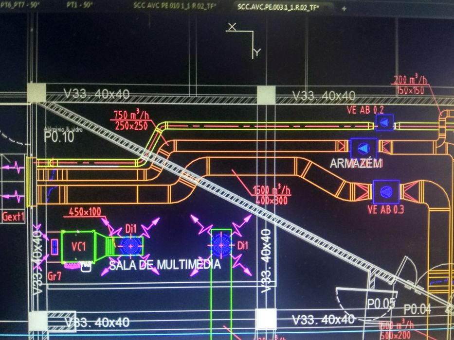 Desenhador Autocad, Executo trabalhos de desenho em Autocad.