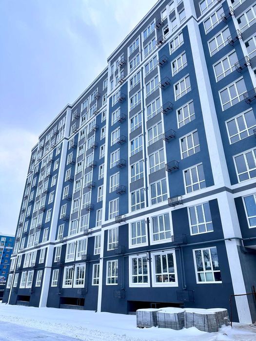 Продам  2 ух ком   кв  в р-ні Голівуда   "єОселя" "єВідновлення"