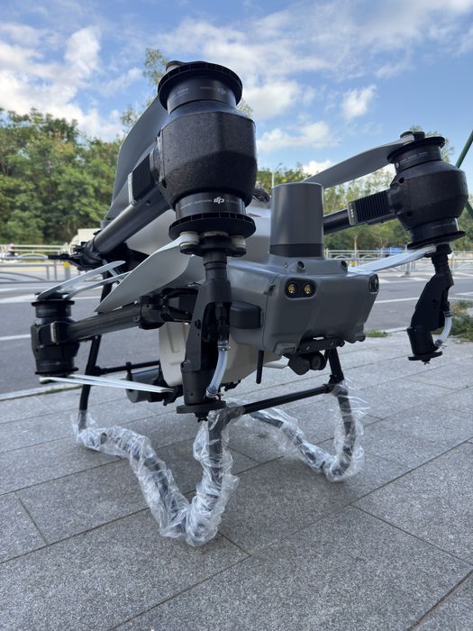 Агродрон DJI Agras t50 б/у у відмінному стані