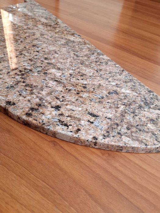 Столешница из гранита