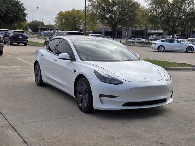 Продам Tesla model 3
