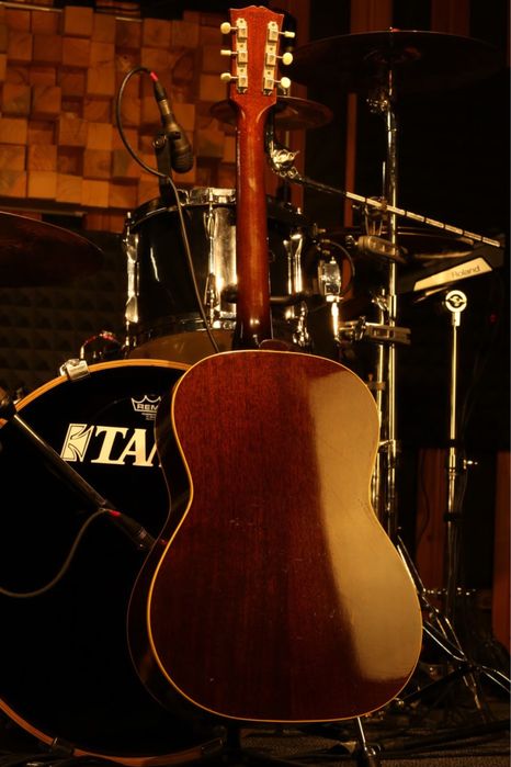 Gibson LG-1 1966 vintage