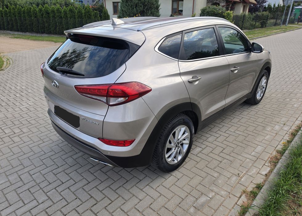 ***Rezerwacja***Hyundai Tucson 2.0 136km Kamera Keyless Nawigacja
