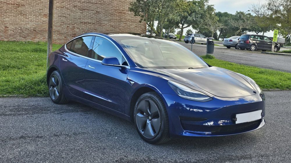 Tesla Model 3 Standard  Range Plus RWD