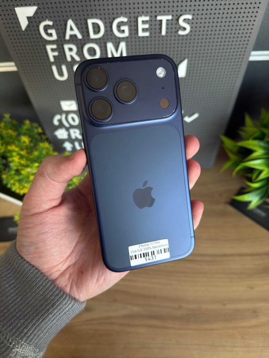 Apple Iphone 17 Pro 256 GB Deep Blue Neverlock esim