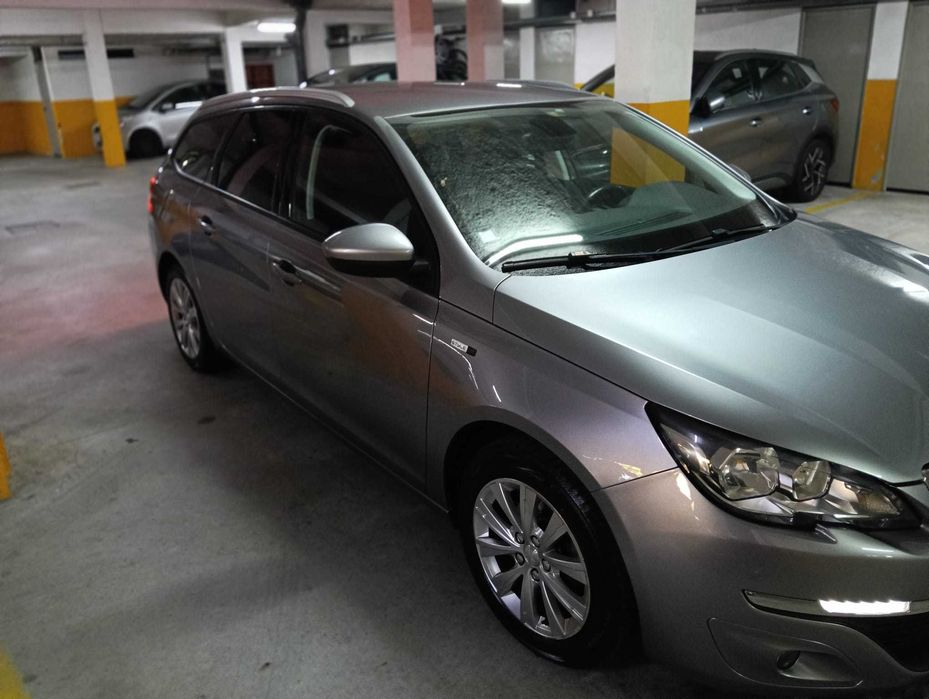 Peugeot 308 SW 1.6 — photo 2