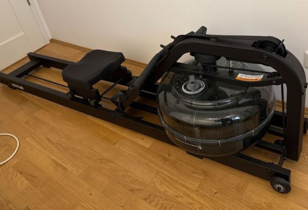 Wodny wioślarz Kettler Aquarower 500. Regulacja oporu wody