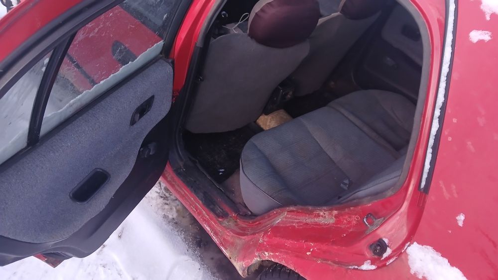 Nissan Sunny 1150$ торг