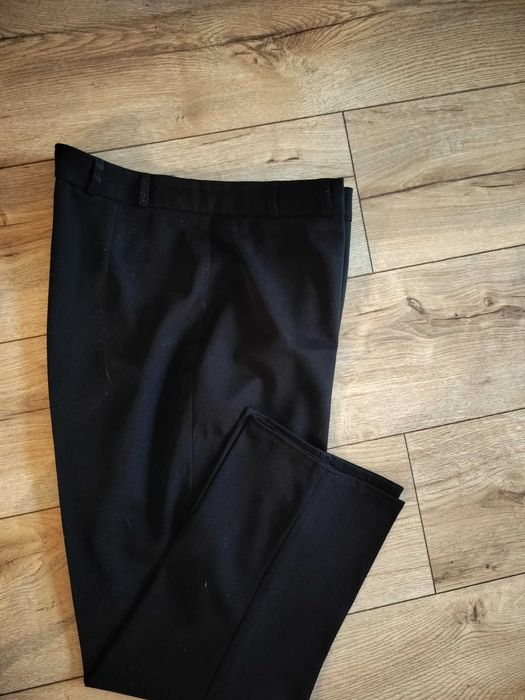 Spodnie damskie L eleganckie lejące zgrabne z kantem zwężane pas86