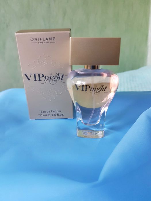 Vip Night - śliczne damskie perfumy od Oriflame