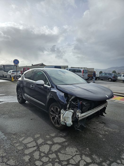 Citroën DS4 1.2 THP 130CV de 2016 para peças