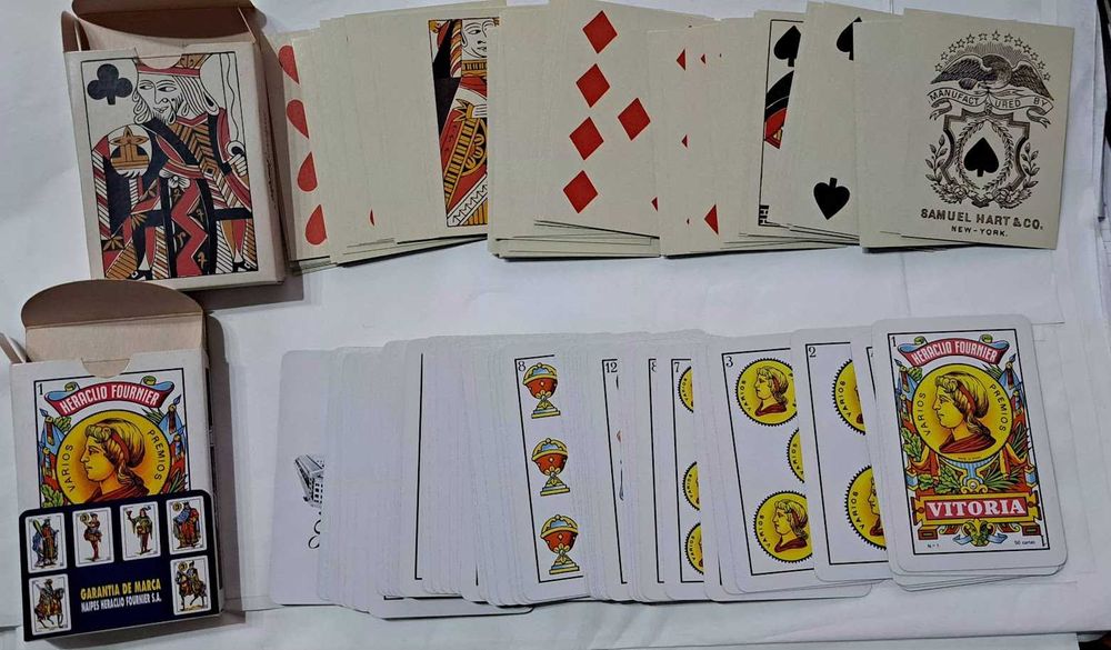 Baralhos de cartas antigos