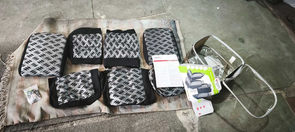 Авто чохли Нові.