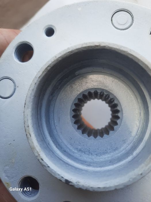 Ступица Volkswagen Golf 2