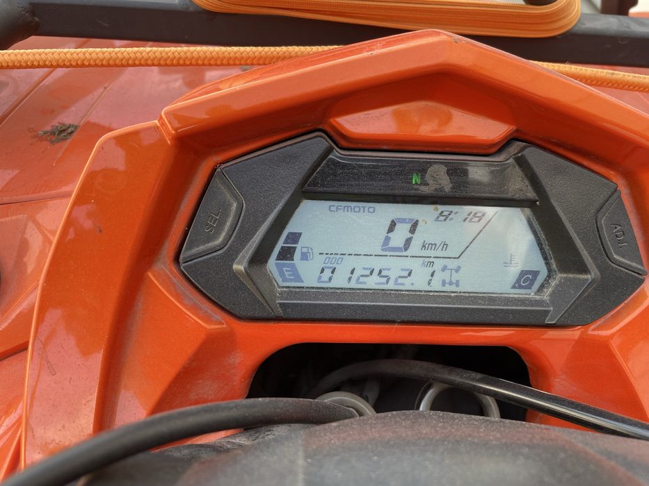 CFMoto 450L  Laranja em Excelente estado