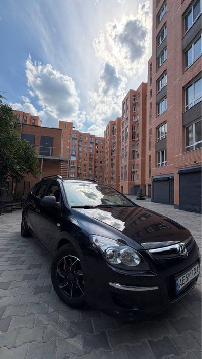 Hyndai i30 2009 г 1,6 б