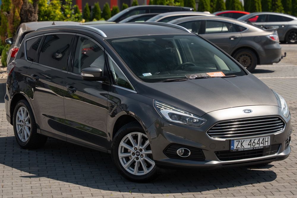 Ford S-Max