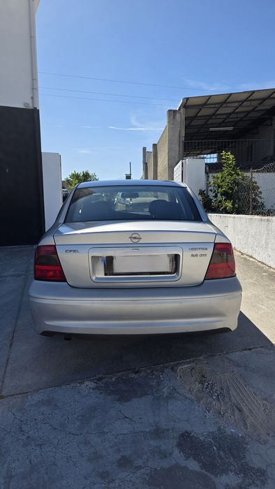 Opel vectra 2.2 diesel 2002 unico dono.