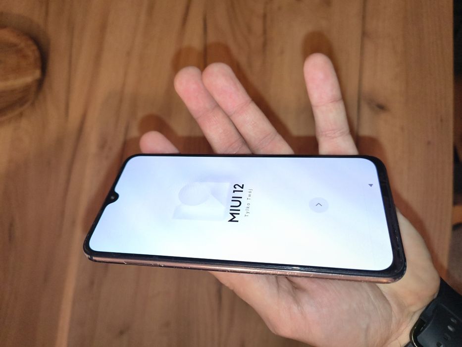 Telefon Xiaomi Mi 9 SE