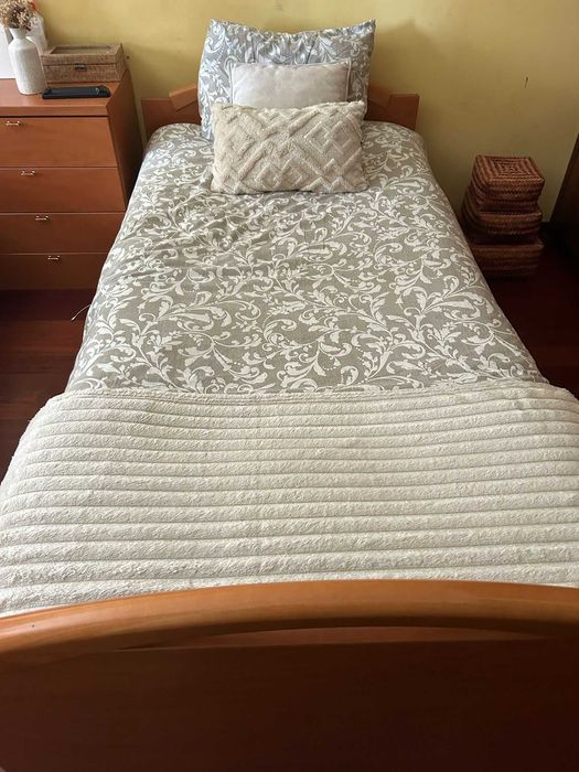 Mobília de quarto completa