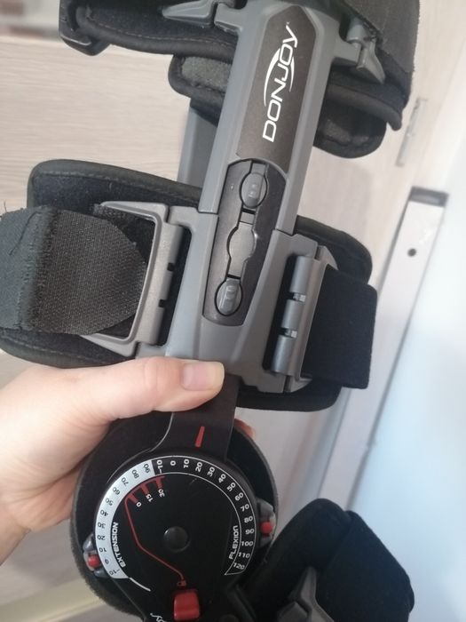 Orteza pooperacyjna kolana