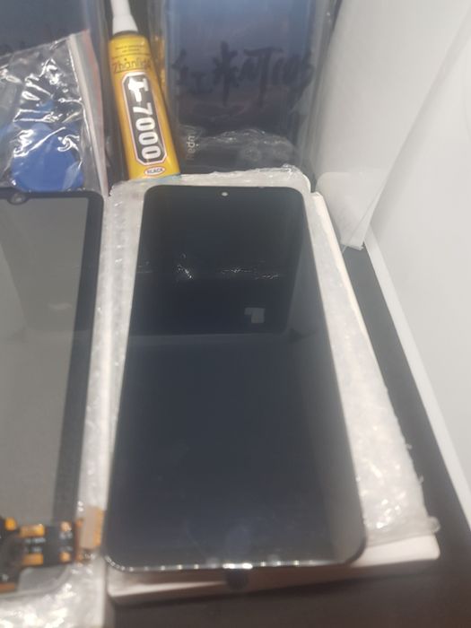 ДисплейAmoled Xiaomi Note 10підходить на Note 10s,новий,перевірений.