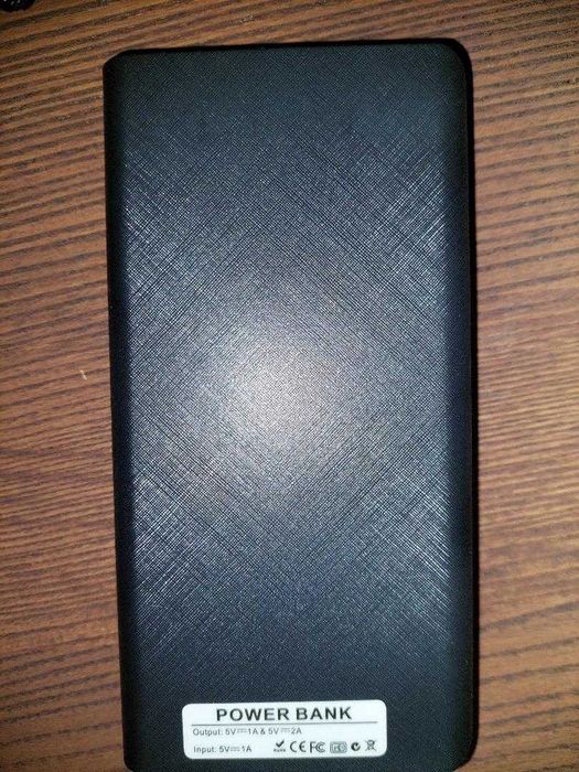 POWER BANK 8000 mAh - Lanterna - Cabo