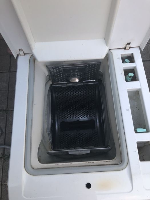 Стиральная машина с вертикальной загрузкой EBD TL 2047 (несправна)