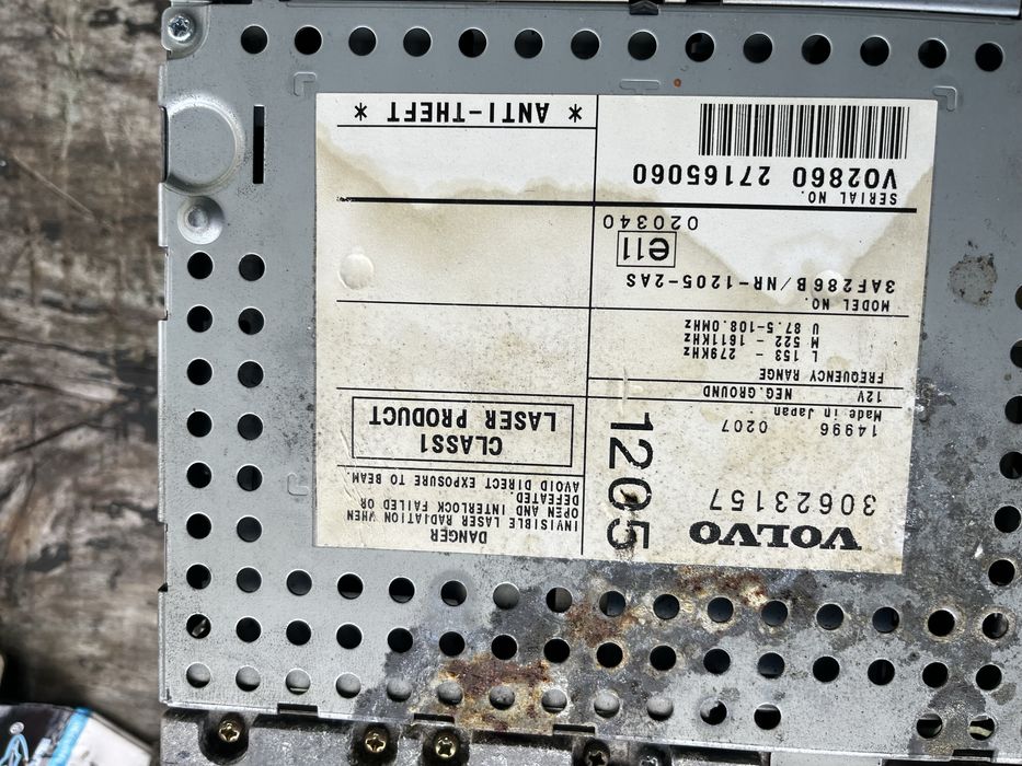 Radio Volvo HU-1205     S60