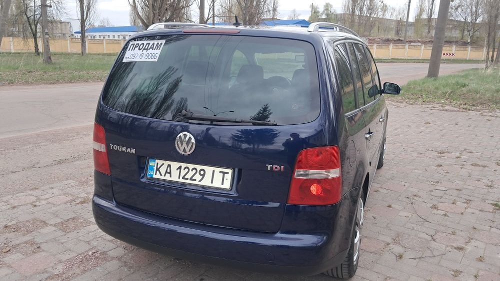 Продам чудовий сімейний авто