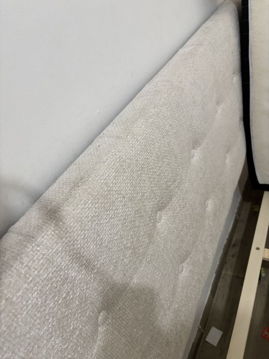 Cama de casal usada