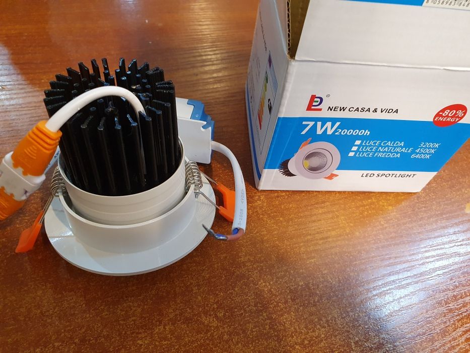 Oczko oprawa oświetleniowa halogen sufit downlight 7W LED 230V