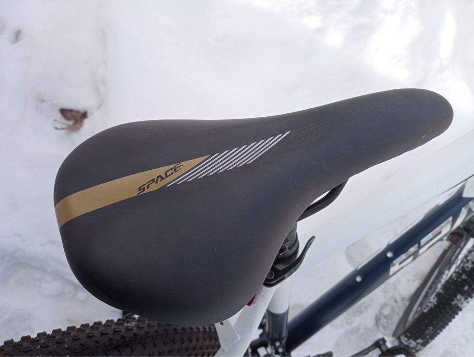 Продам велосипед SPARK у відмінному стані.