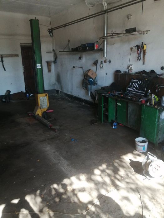 Продам гаражі з обладнанням