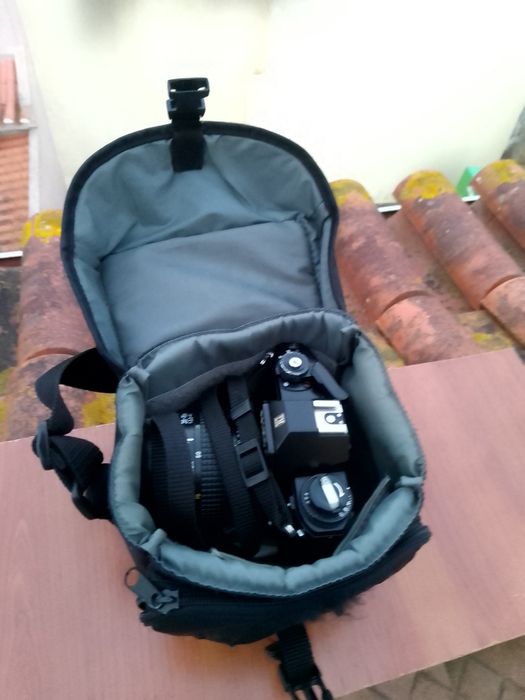 Máquina Fotográfica Nikon EM