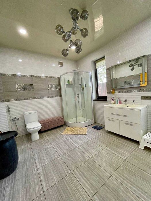 Продам дом в Обуховке, с гостевым домом/озеро/мустанг/седьмое небо