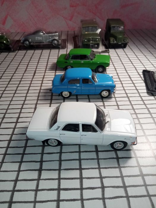 Машинки колекційні